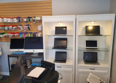 Bassani Tech Displays of Laptops
